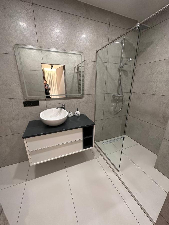 Інстаграмна Стильні Апартаменти На Вулиці Під Голоском 15Б Lviv Kültér fotó